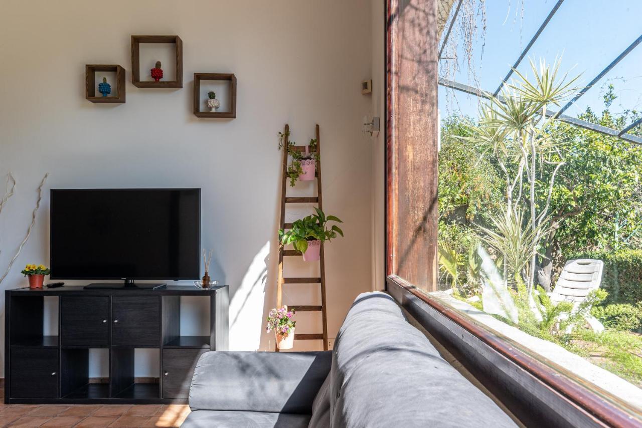 Bouganville Home 몬델로 외부 사진