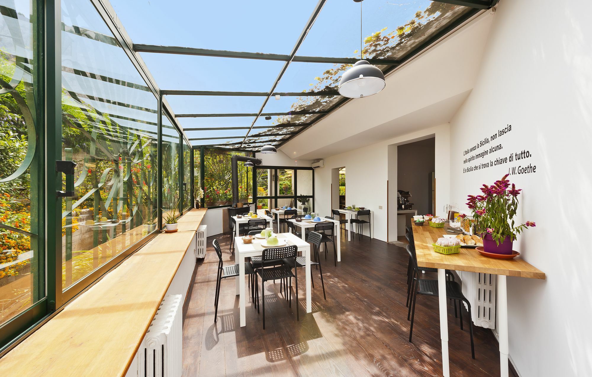 Bouganville Home 몬델로 외부 사진